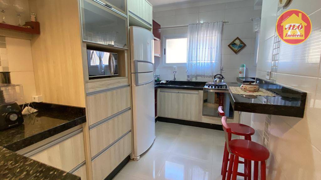 Apartamento à venda com 2 quartos, 142m² - Foto 2