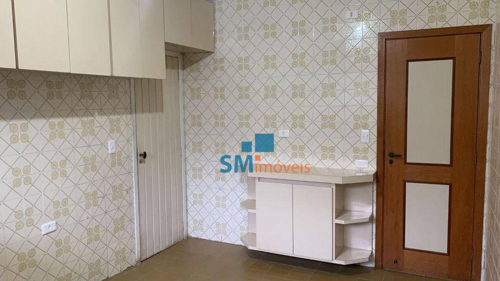 Sobrado à venda e aluguel com 3 quartos, 150m² - Foto 9