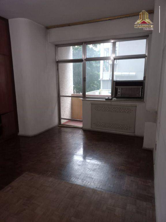 Apartamento à venda com 3 quartos, 160m² - Foto 11