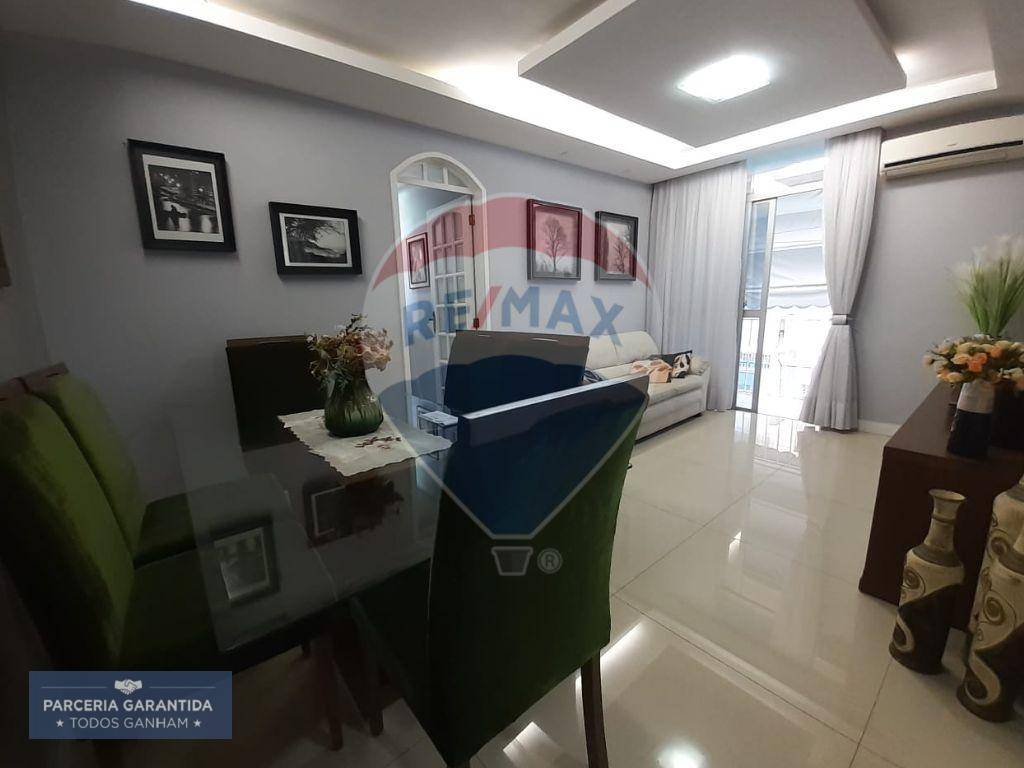 Apartamento à venda com 3 quartos, 90m² - Foto 2