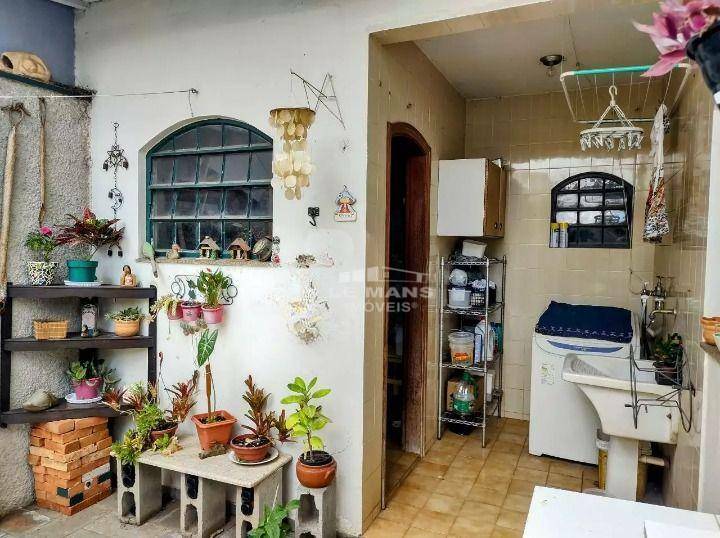 Casa à venda com 3 quartos, 188m² - Foto 18