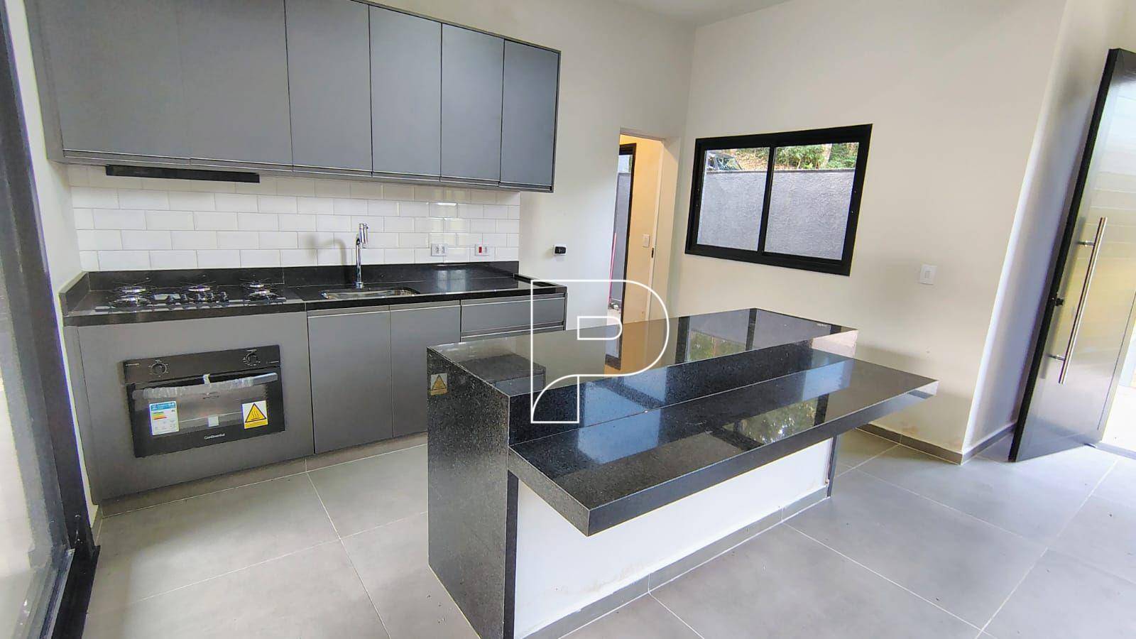 Casa de Condomínio à venda e aluguel com 3 quartos, 216m² - Foto 9