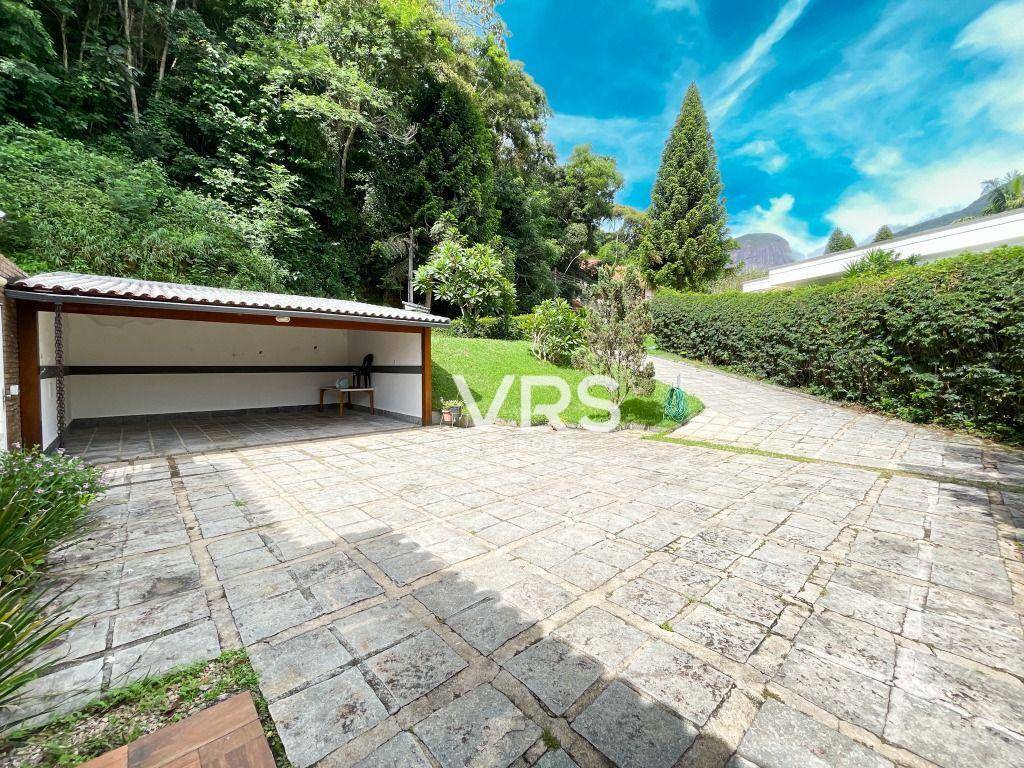 Casa de Condomínio à venda com 5 quartos, 258m² - Foto 9