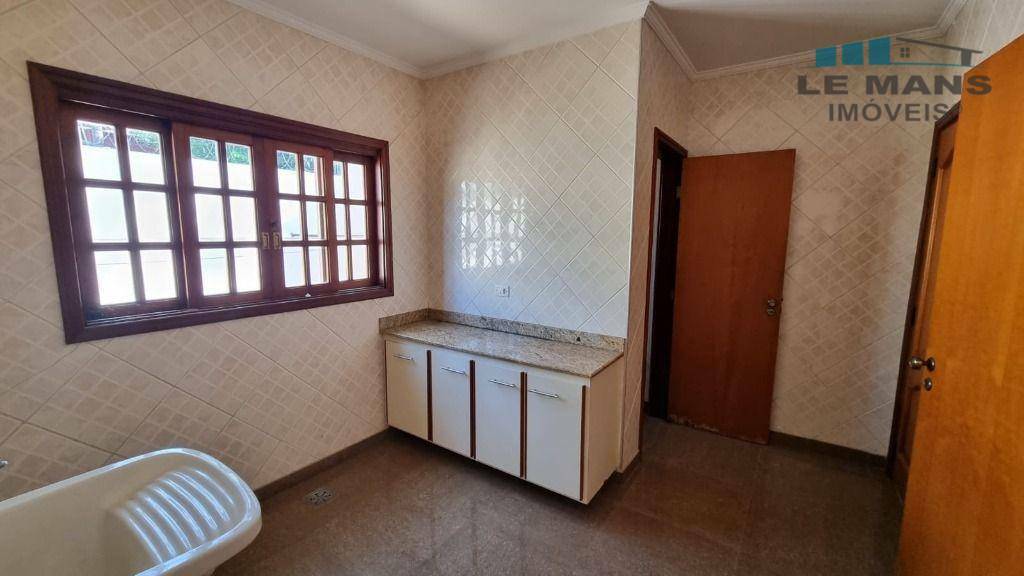 Casa à venda com 3 quartos, 220m² - Foto 24