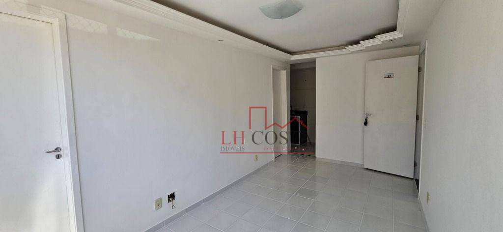 Apartamento à venda com 2 quartos, 65m² - Foto 1