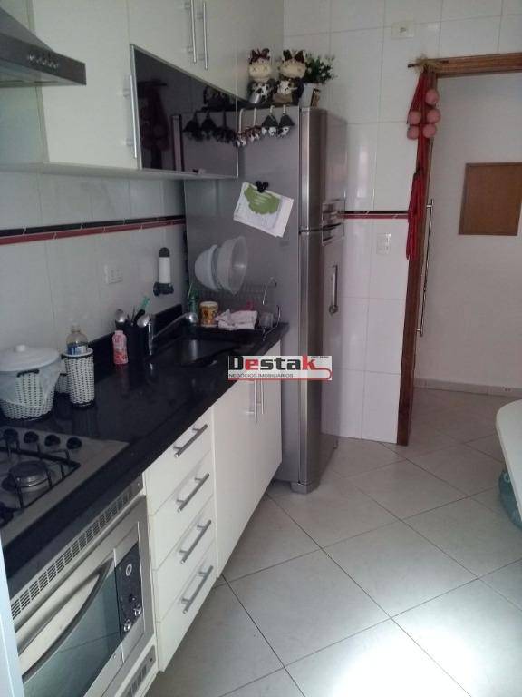 Apartamento à venda com 2 quartos, 56m² - Foto 1