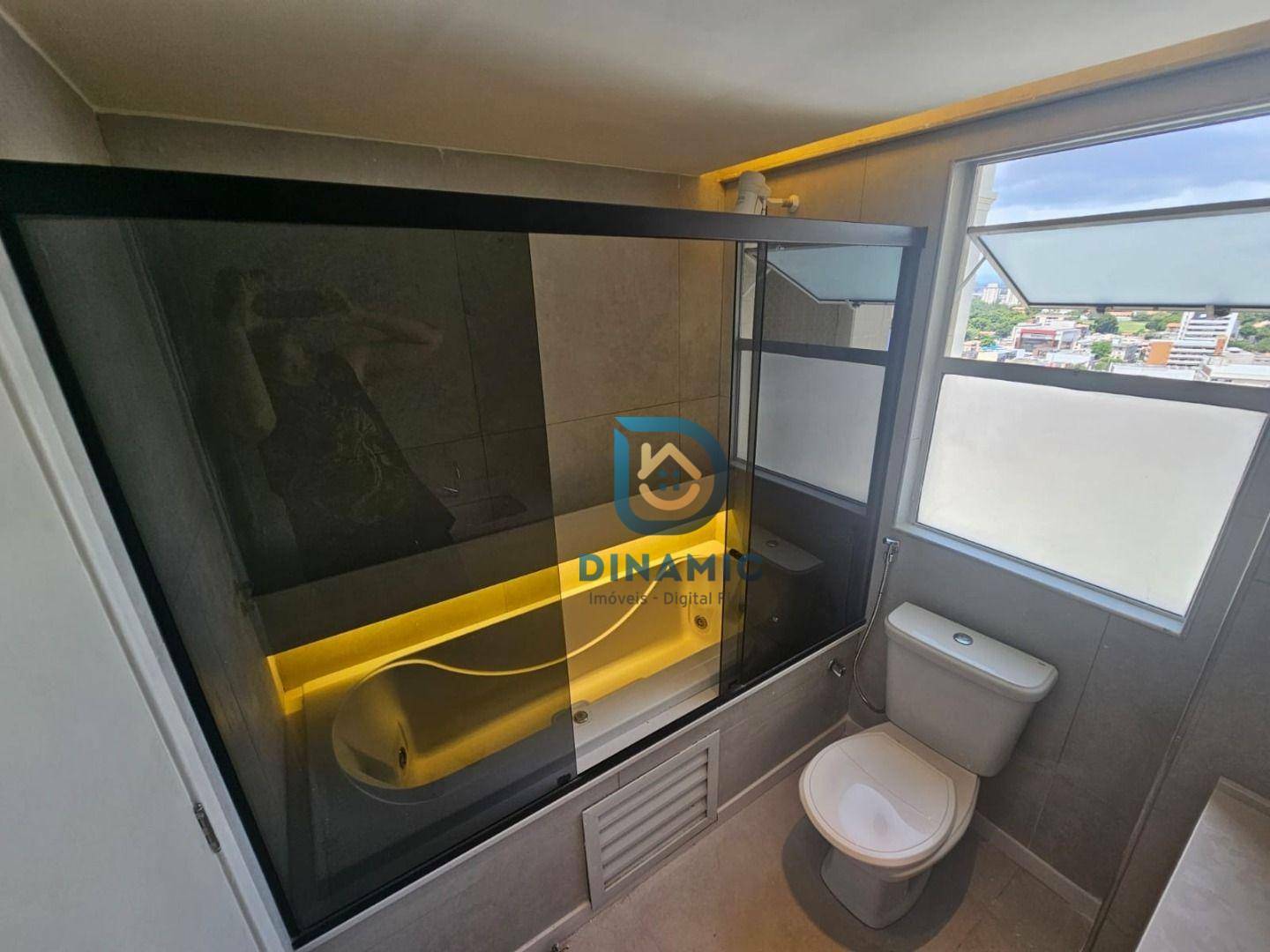 Apartamento à venda com 3 quartos, 144m² - Foto 35