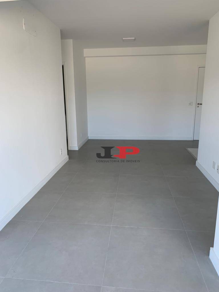 Apartamento para alugar com 2 quartos, 70m² - Foto 27