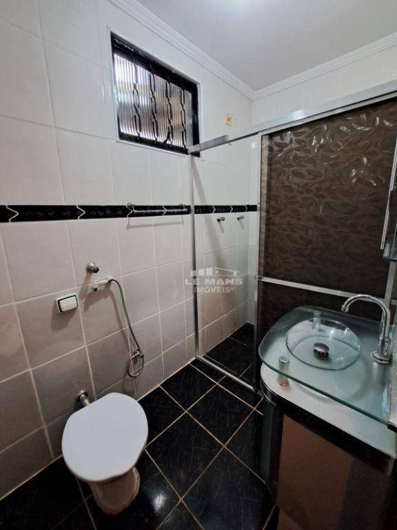 Casa à venda com 2 quartos, 110m² - Foto 9