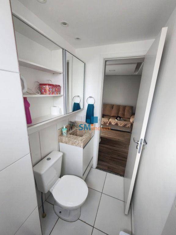 Apartamento à venda com 2 quartos, 56m² - Foto 17