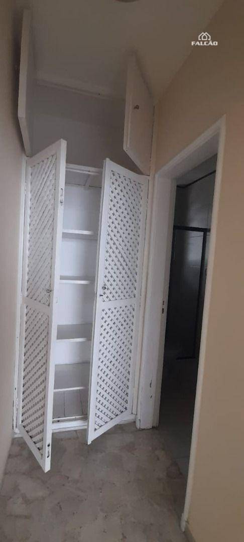 Apartamento à venda com 3 quartos, 160m² - Foto 5