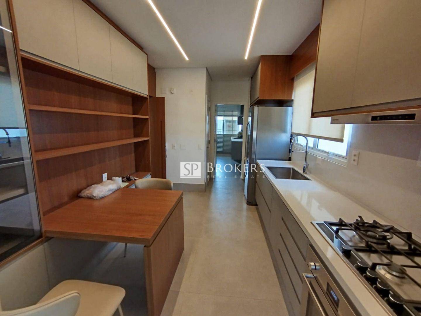 Apartamento à venda com 3 quartos, 256m² - Foto 24