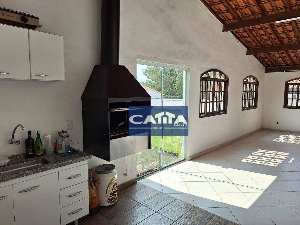 Casa à venda com 3 quartos, 218m² - Foto 23