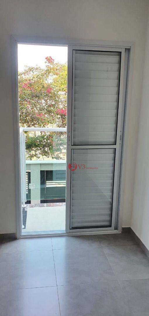 Apartamento à venda com 2 quartos, 36m² - Foto 3