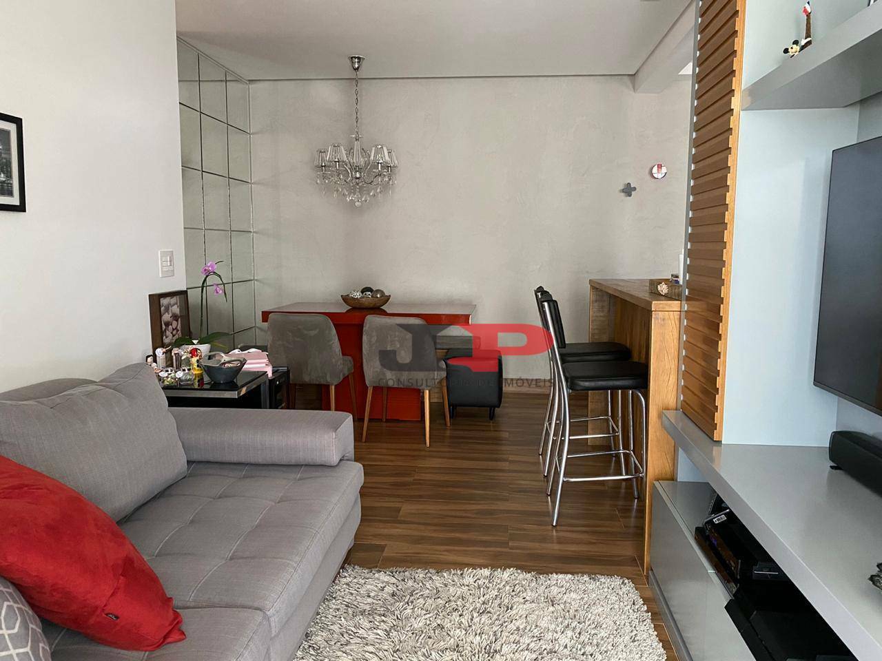 Apartamento à venda com 2 quartos, 64m² - Foto 3