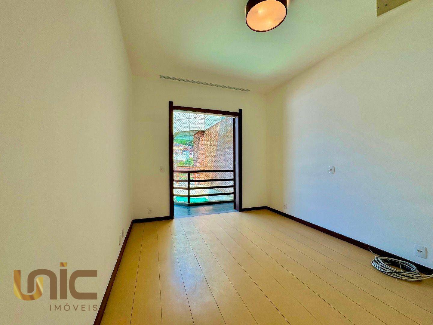 Apartamento à venda com 3 quartos, 140m² - Foto 14