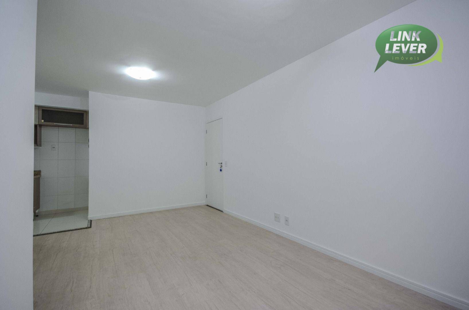 Apartamento para alugar com 2 quartos, 62m² - Foto 4