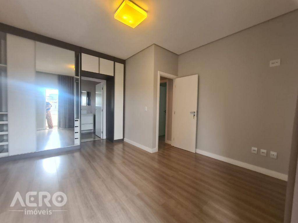 Casa de Condomínio à venda com 3 quartos, 222m² - Foto 41