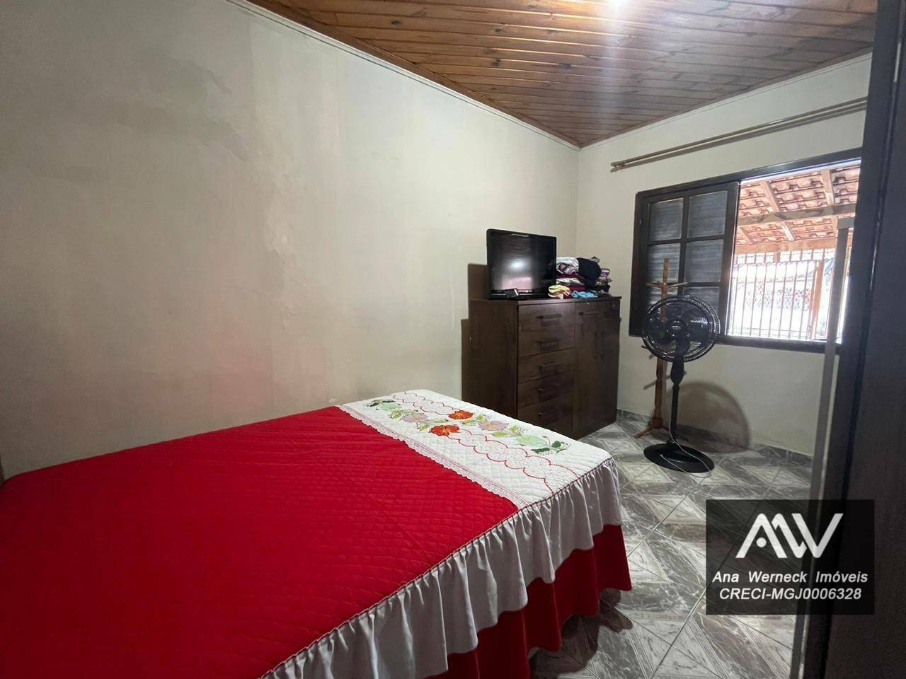 Casa de Condomínio à venda com 4 quartos, 300m² - Foto 5