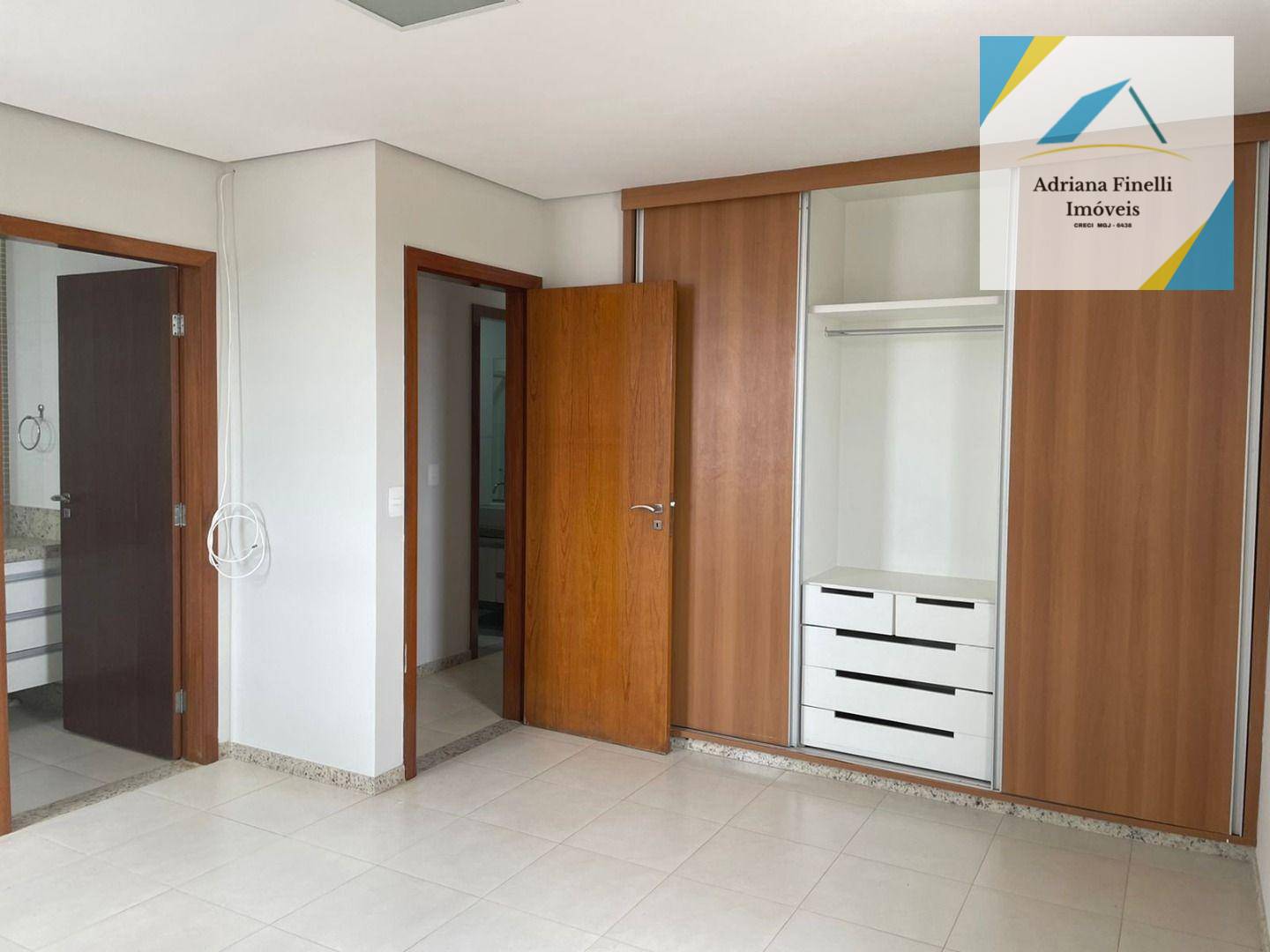 Apartamento à venda com 3 quartos, 82m² - Foto 2