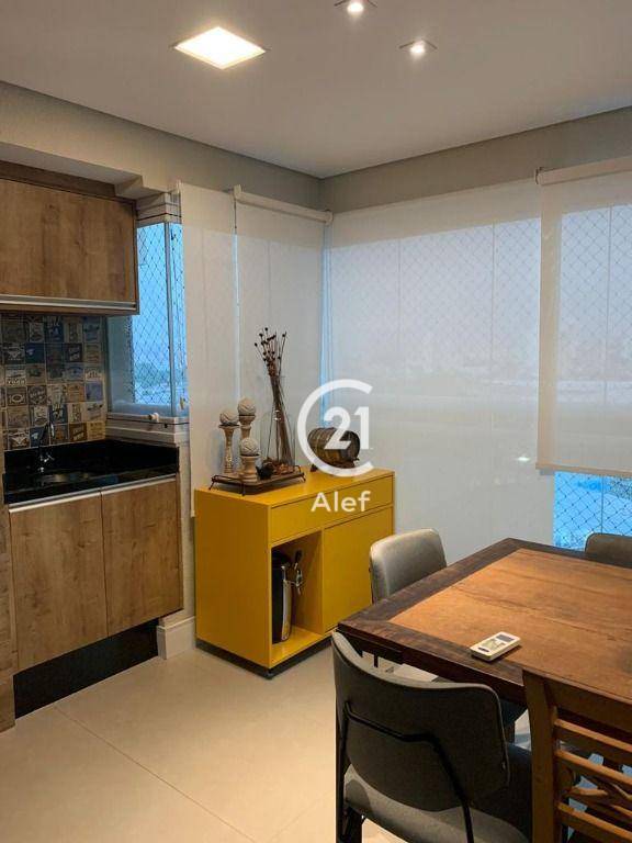 Apartamento à venda com 3 quartos, 145m² - Foto 9