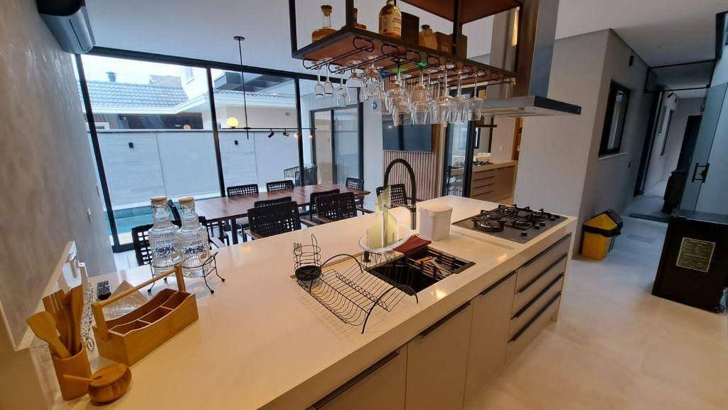 Sobrado à venda com 4 quartos, 253m² - Foto 15