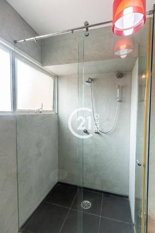 Apartamento para alugar com 2 quartos, 125m² - Foto 21