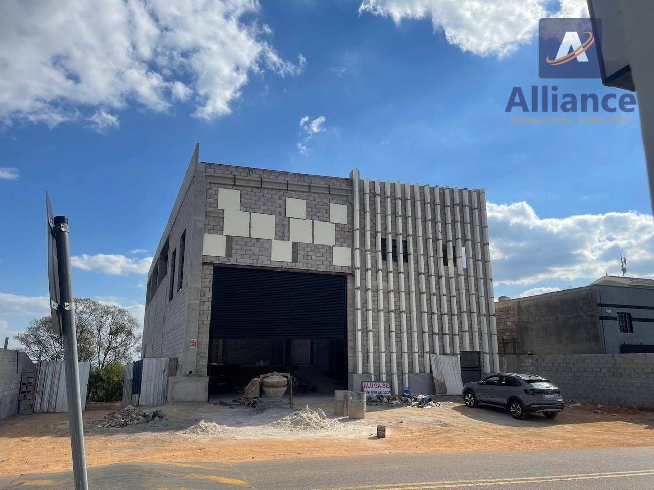 Depósito-Galpão-Armazém para alugar, 1030m² - Foto 1