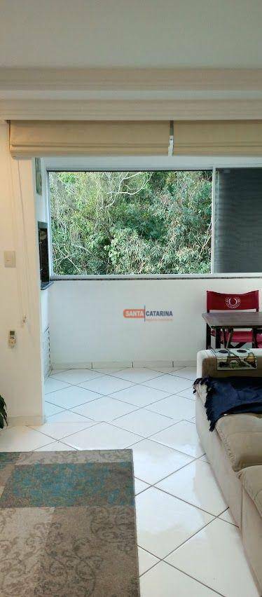 Apartamento à venda com 2 quartos, 72m² - Foto 6