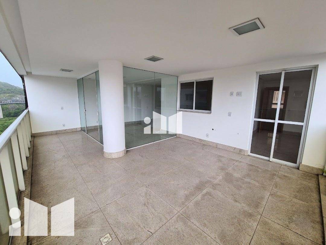 Apartamento à venda com 4 quartos, 141m² - Foto 3