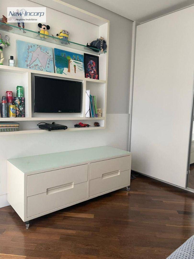 Apartamento à venda com 3 quartos, 233m² - Foto 12