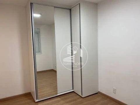 Apartamento à venda com 2 quartos, 70m² - Foto 2