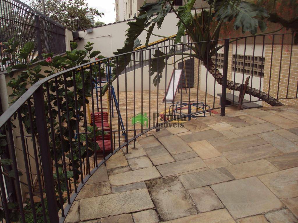 Apartamento à venda e aluguel com 2 quartos, 70m² - Foto 4