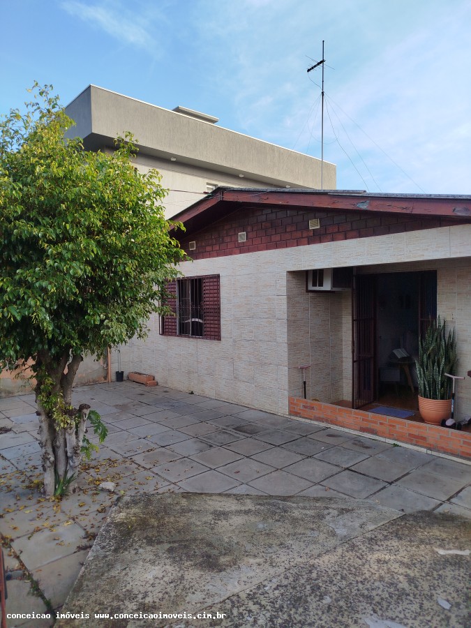 Casa, 3 quartos, 77 m² - Foto 1