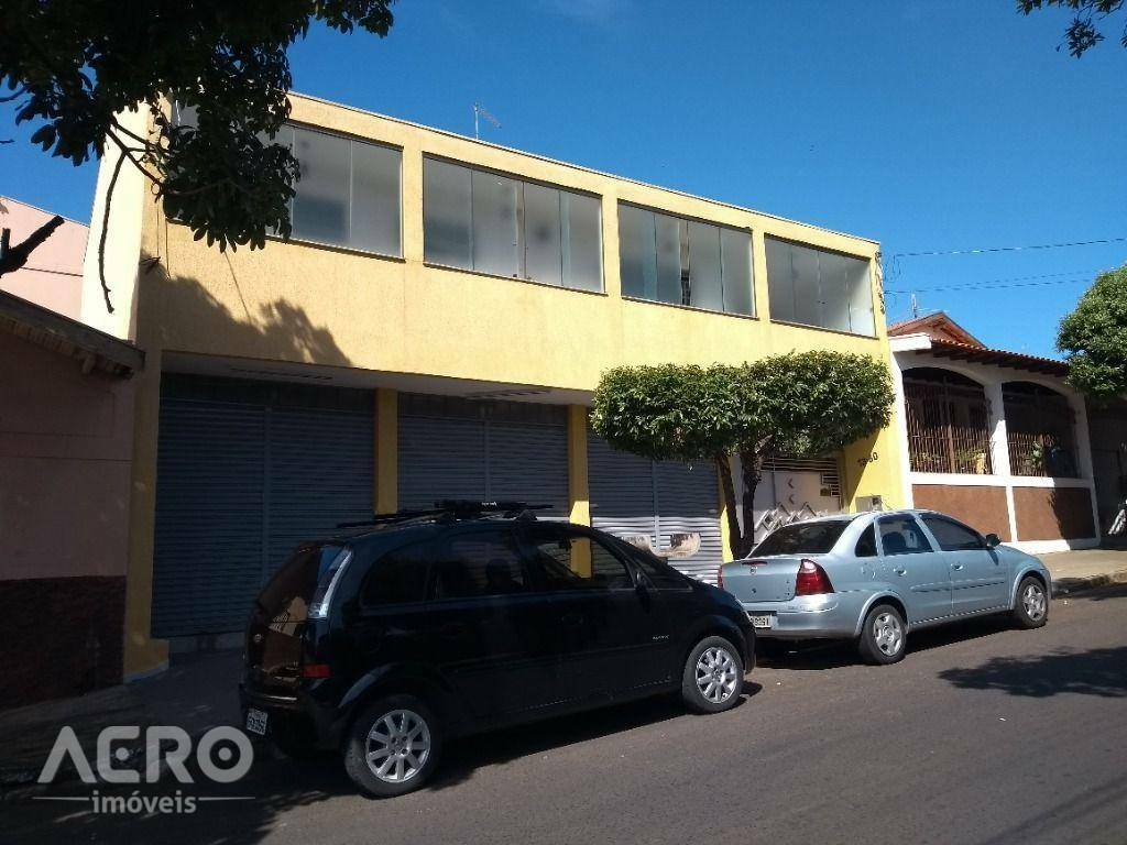 Casa à venda com 3 quartos, 218m² - Foto 37