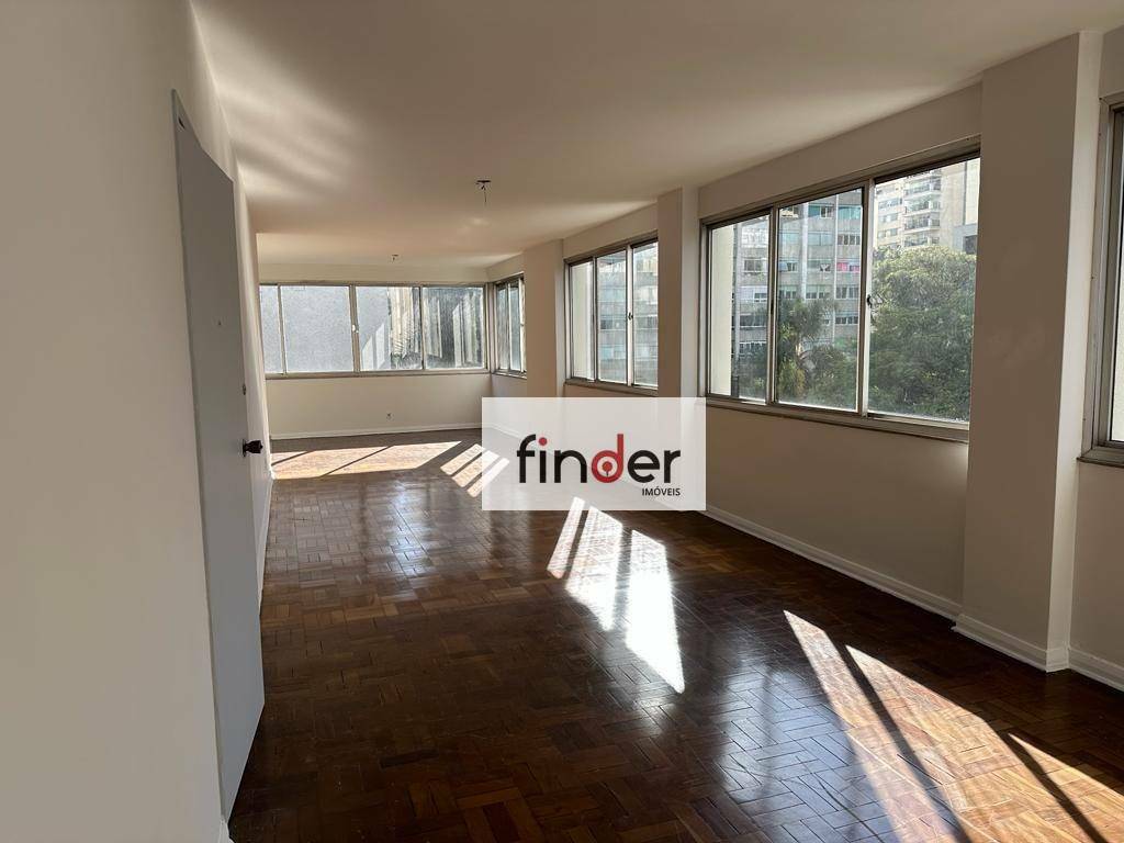 Apartamento à venda com 4 quartos, 239m² - Foto 2