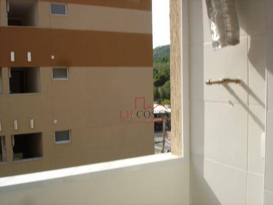 Apartamento à venda com 2 quartos, 60m² - Foto 13