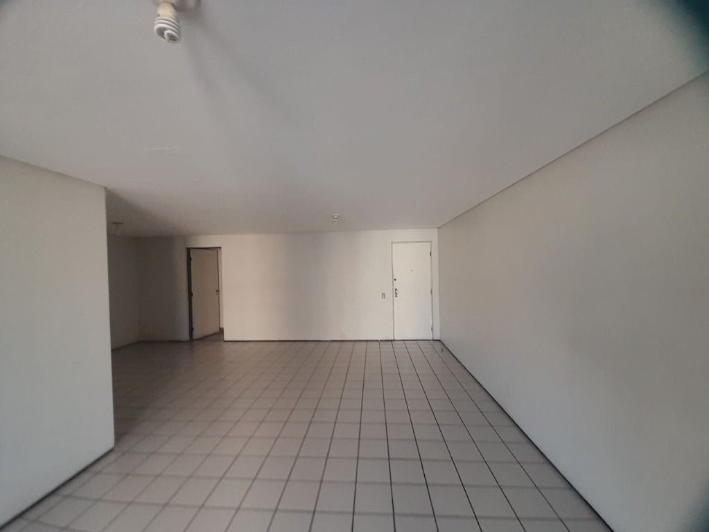 Apartamento à venda com 3 quartos, 150m² - Foto 16