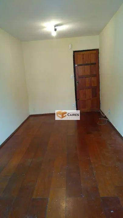 Apartamento à venda com 3 quartos, 71m² - Foto 1