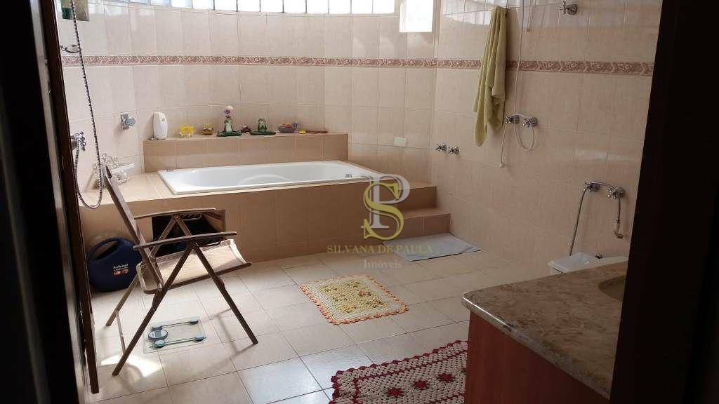 Chácara à venda com 4 quartos, 612m² - Foto 19