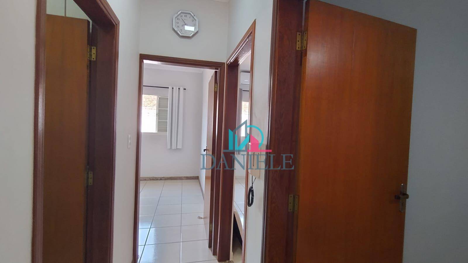 Casa à venda com 3 quartos, 150m² - Foto 13