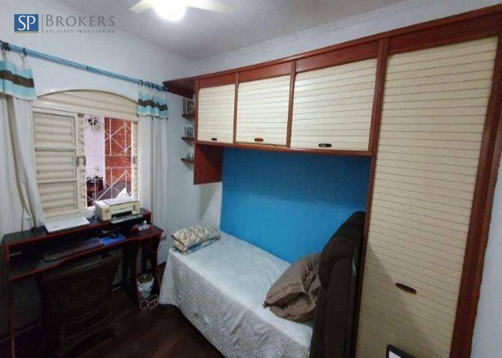 Casa à venda com 3 quartos, 210m² - Foto 14