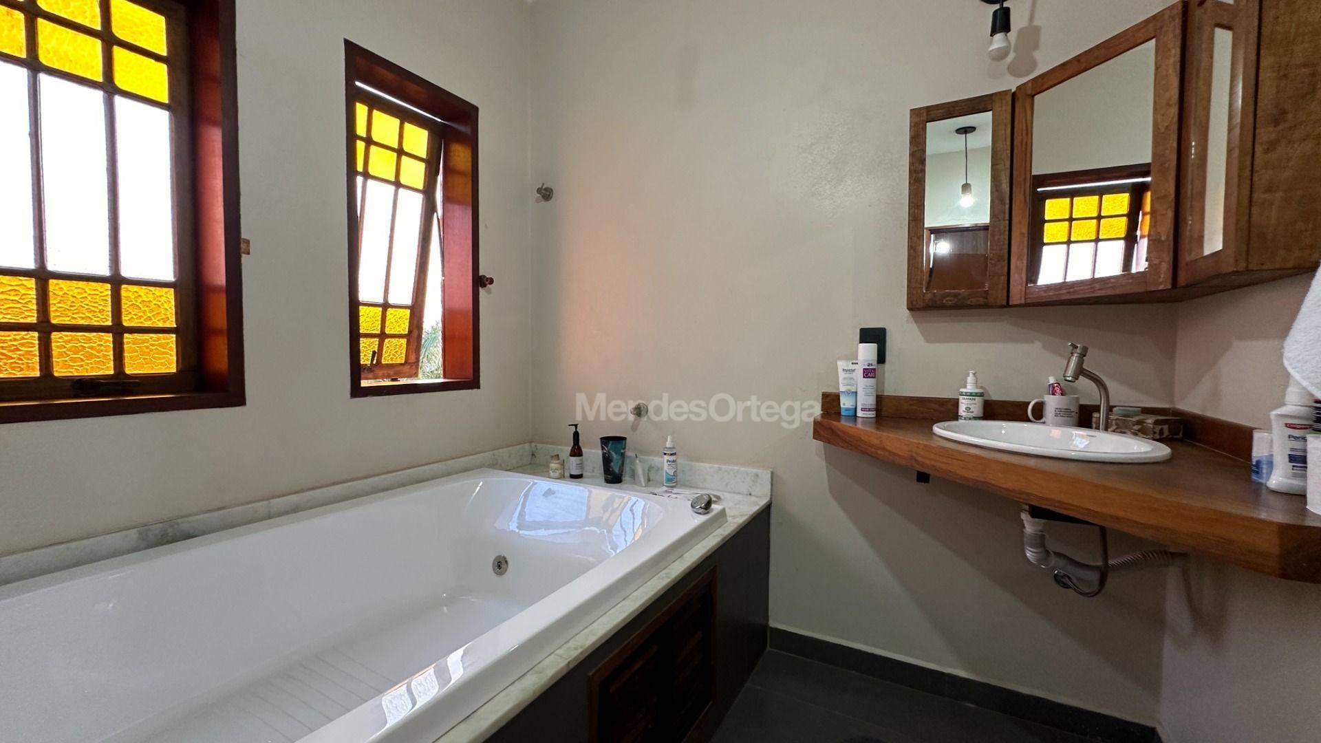 Casa de Condomínio para alugar com 2 quartos, 295m² - Foto 14