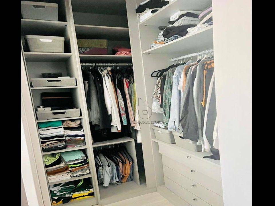 Sobrado à venda com 3 quartos, 300m² - Foto 18