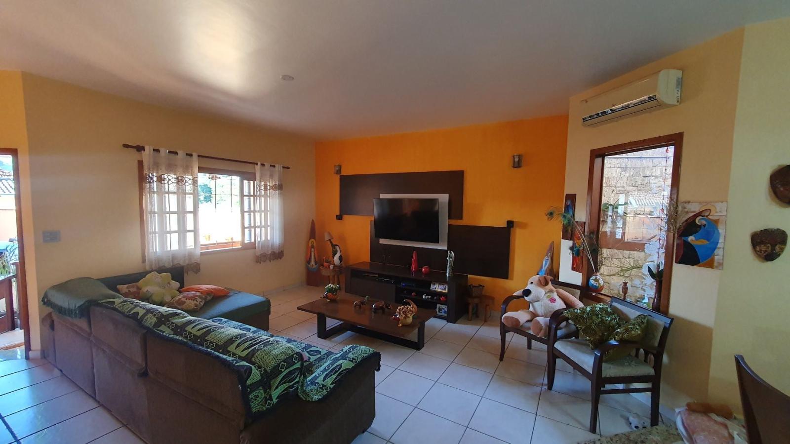 Casa, 3 quartos - Foto 1