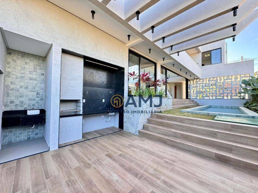 Sobrado à venda com 3 quartos, 273m² - Foto 4