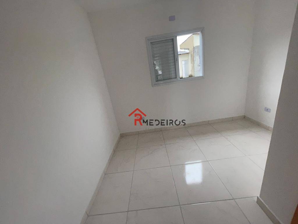 Casa à venda com 2 quartos, 55m² - Foto 7