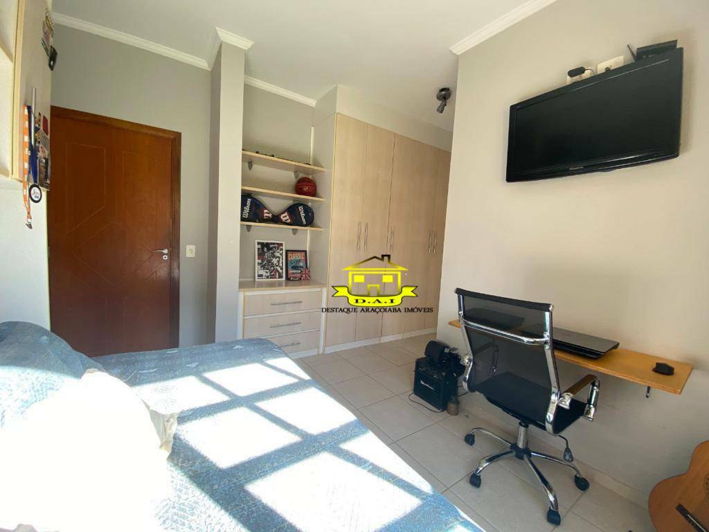 Casa à venda com 4 quartos, 280m² - Foto 17