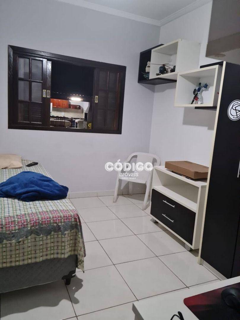 Casa à venda com 3 quartos, 140m² - Foto 14