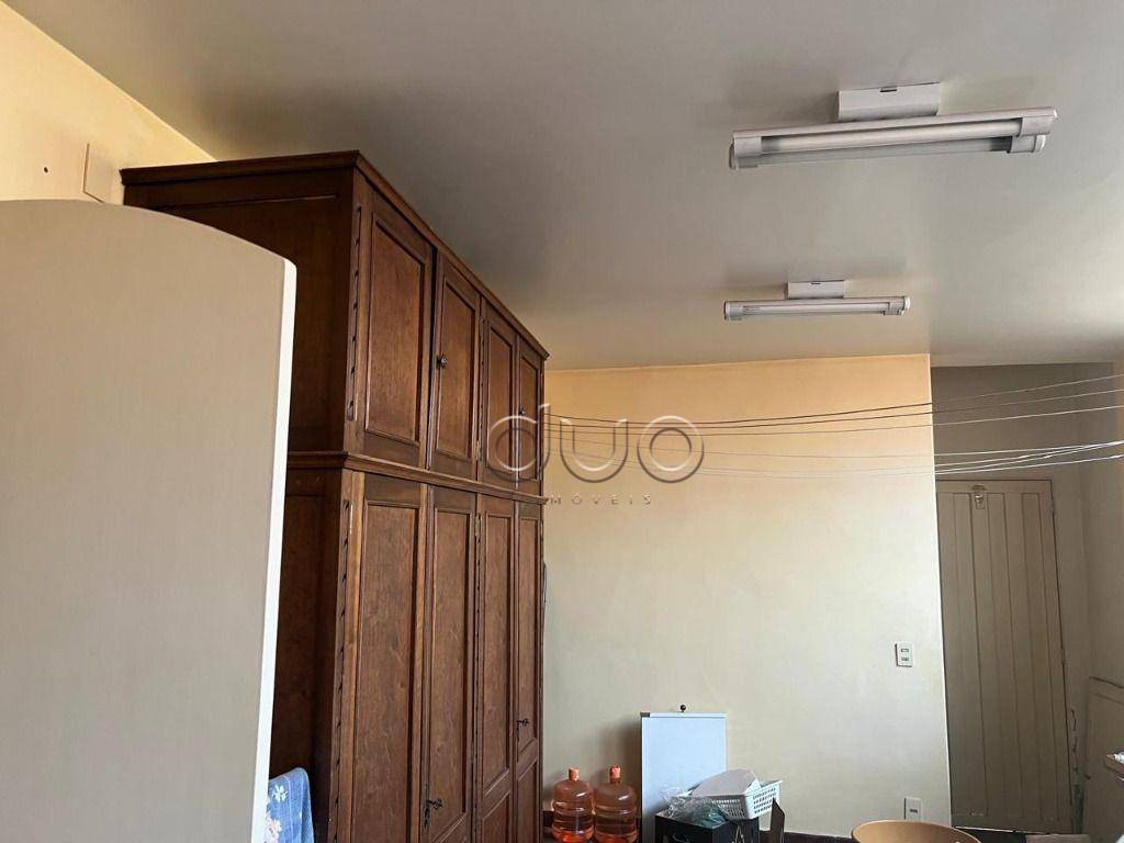 Casa à venda com 4 quartos, 235m² - Foto 14